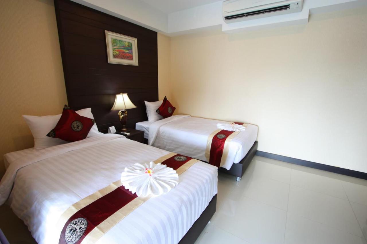 Valhalla Pattaya Hotel Jomtien Beach Exterior foto