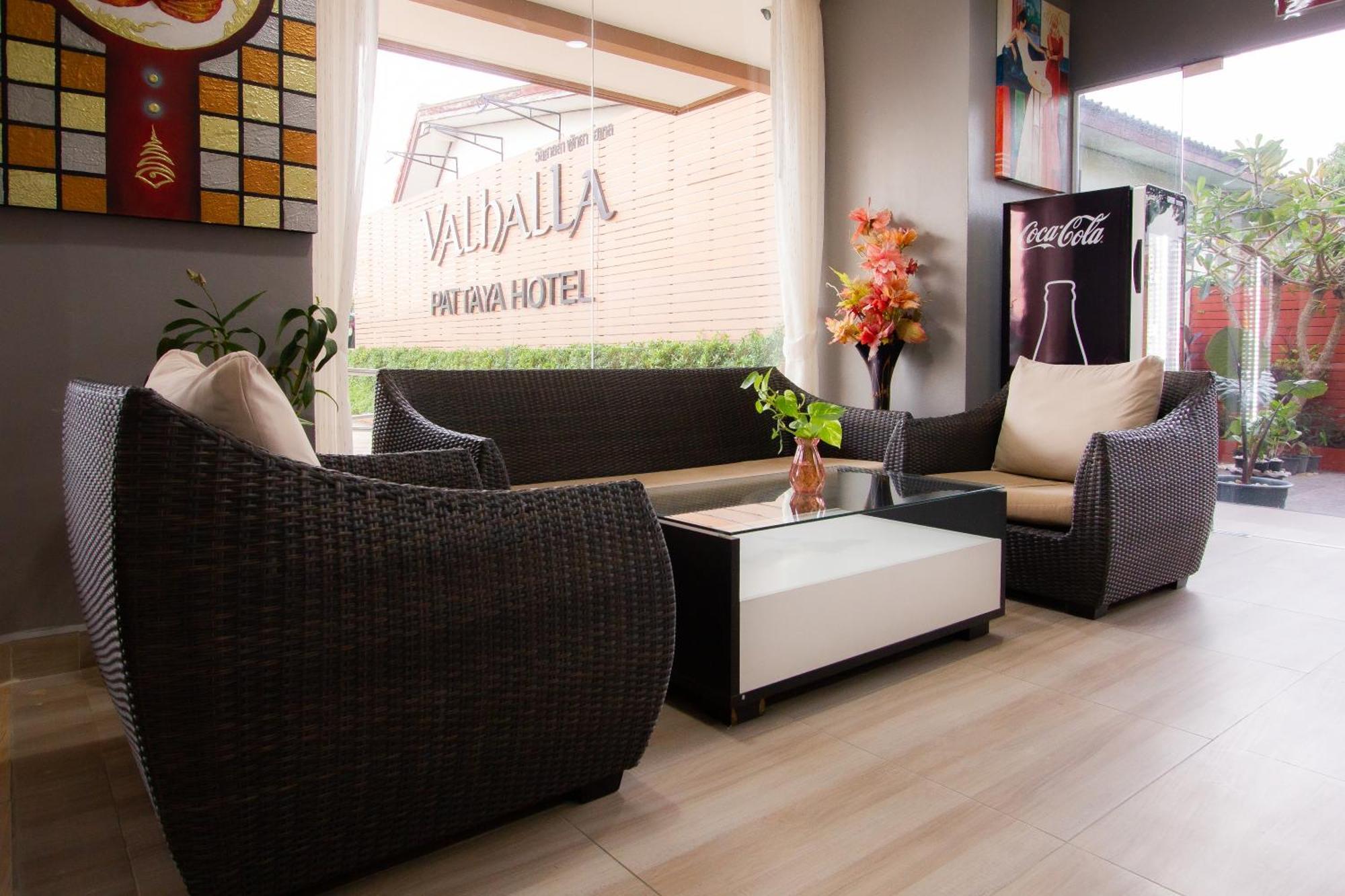 Valhalla Pattaya Hotel Jomtien Beach Exterior foto