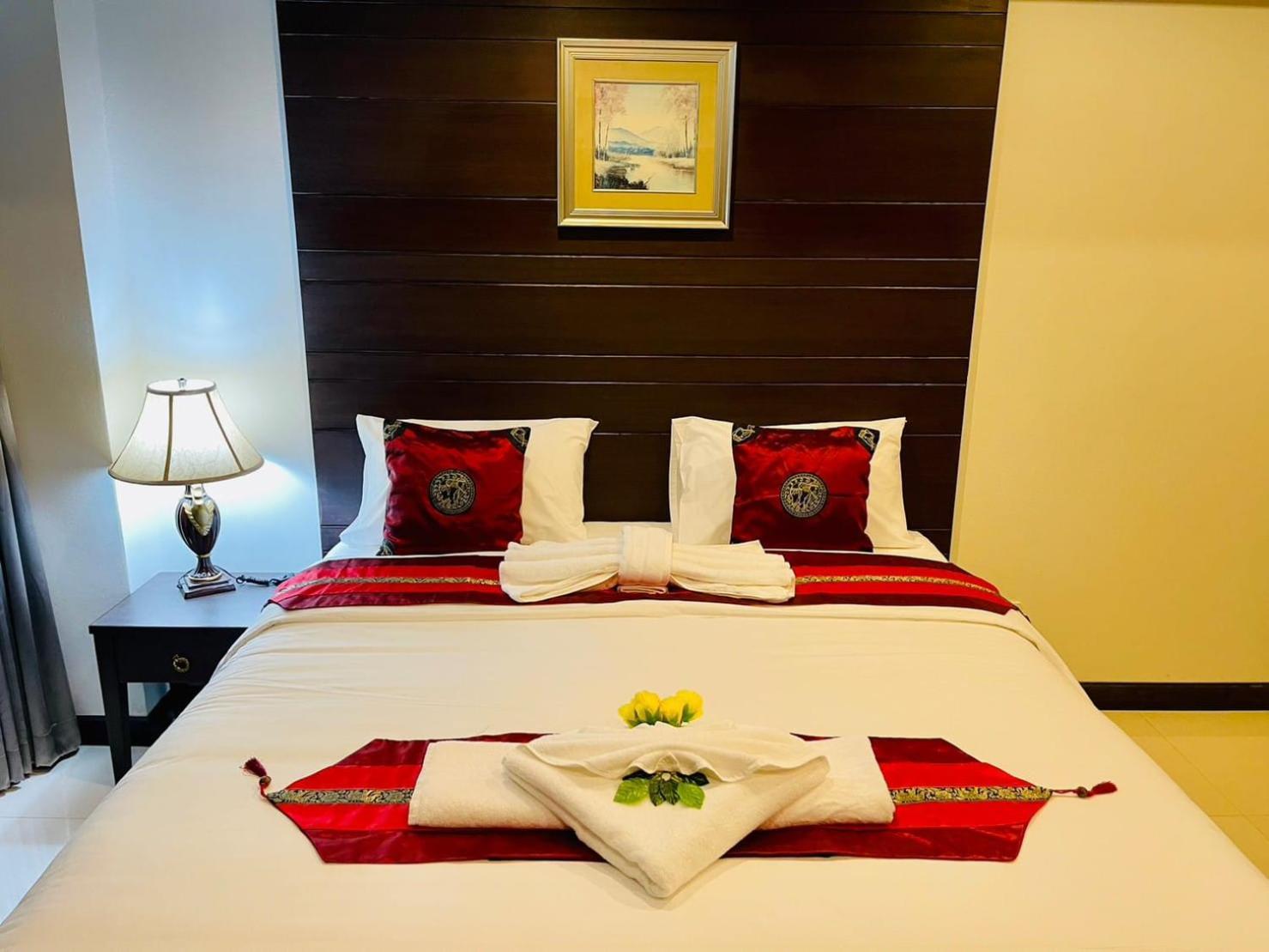 Valhalla Pattaya Hotel Jomtien Beach Exterior foto
